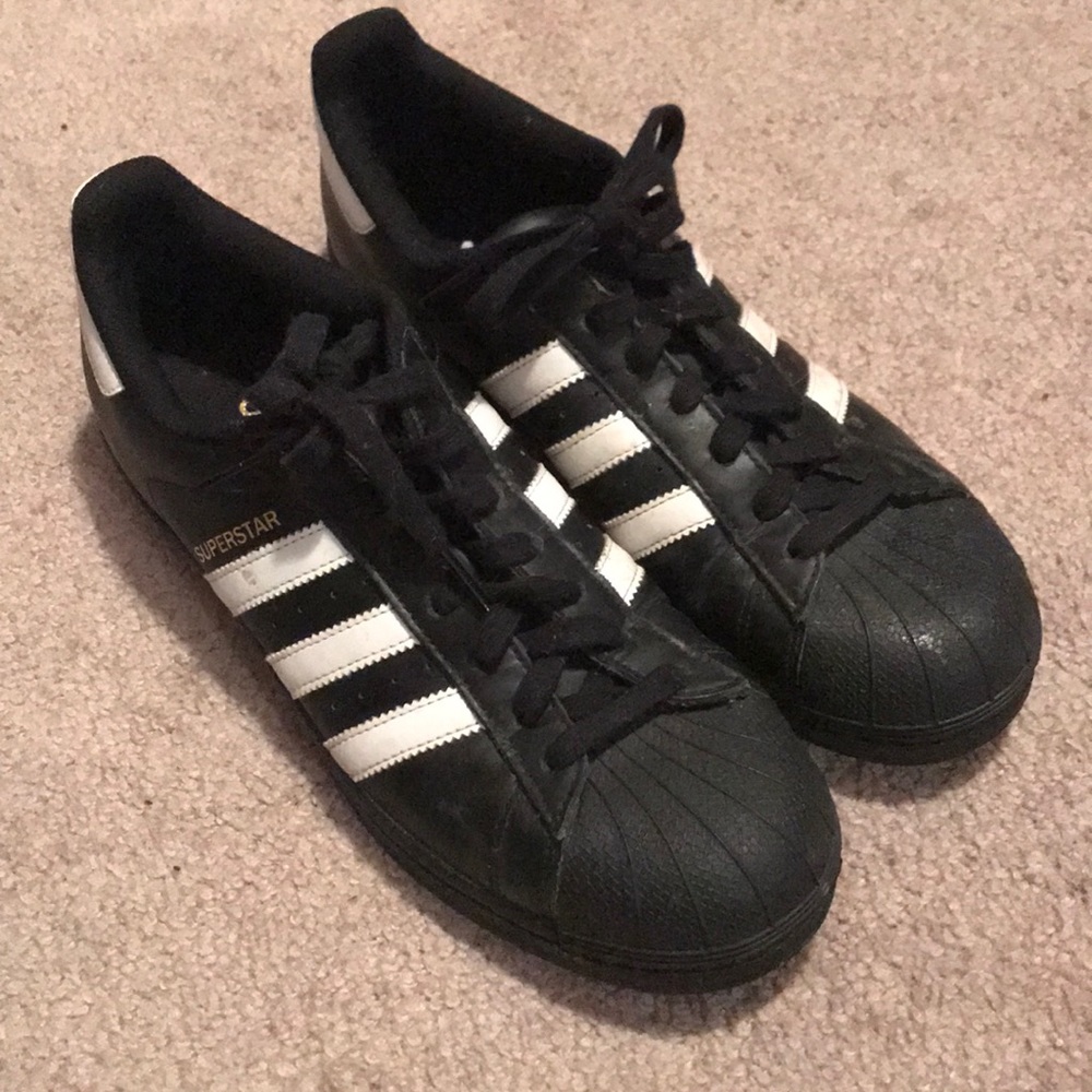 black superstar adidas